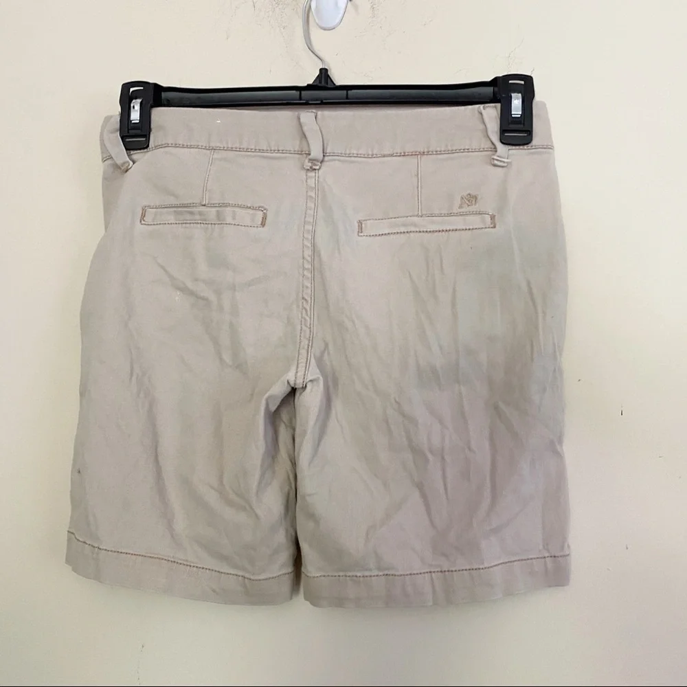 AEROPOSTALE khaki shorts four pockets 5/6